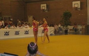 JULIE ET NAIS